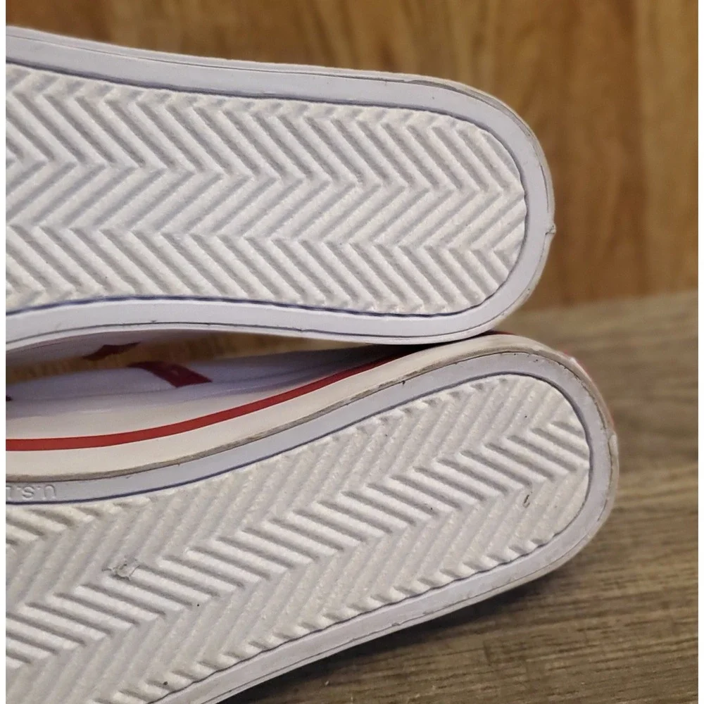No Boundaries Slip On‎ Shoes White & Red Lace Up Women's Size 8.5